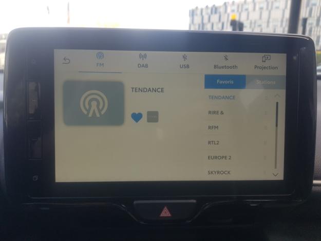 TOYOTA Yaris Cross 1.5 HYBRID 116H DESIGN AUTO   