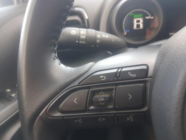 TOYOTA Yaris Cross 1.5 HYBRID 116H DESIGN AUTO   