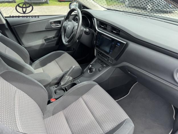 TOYOTA Auris Hybrid Collection   