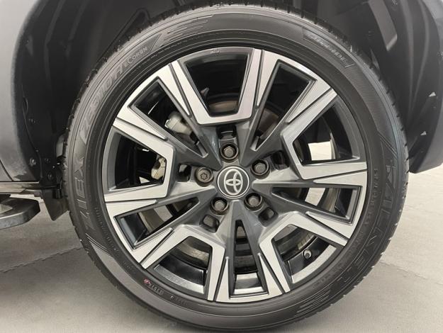 TOYOTA Yaris Cross Hybrid 2WD Première   