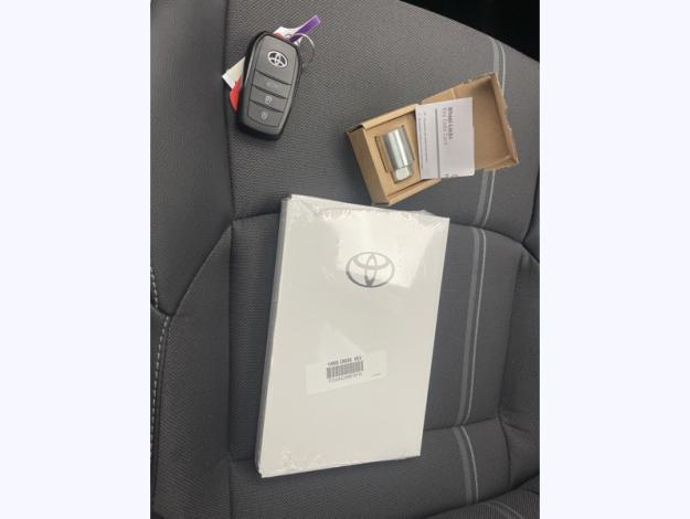 TOYOTA Yaris Cross Hybrid 2WD Première   