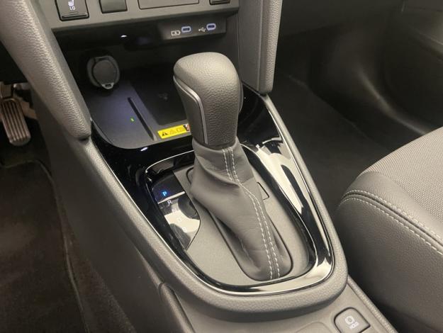 TOYOTA Yaris Cross Hybrid 2WD Première   