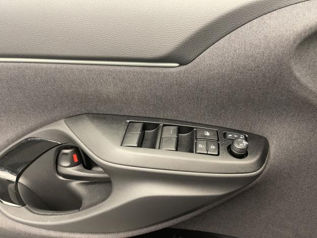 TOYOTA Yaris Cross Hybrid 2WD Première   