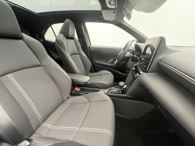 TOYOTA Yaris Cross Hybrid 2WD Première   