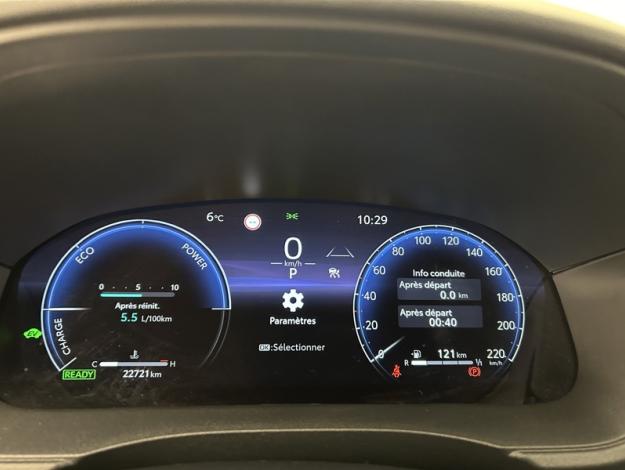 TOYOTA Yaris Cross Hybrid 2WD Première   