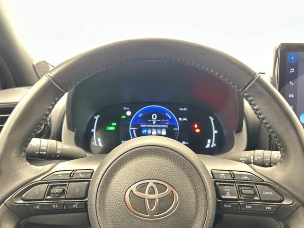 TOYOTA Yaris Cross Hybrid 2WD Design   