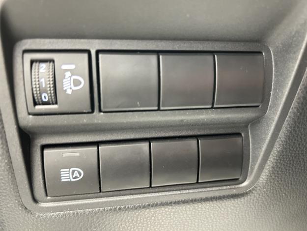 TOYOTA Yaris Cross Hybrid 2WD Design   