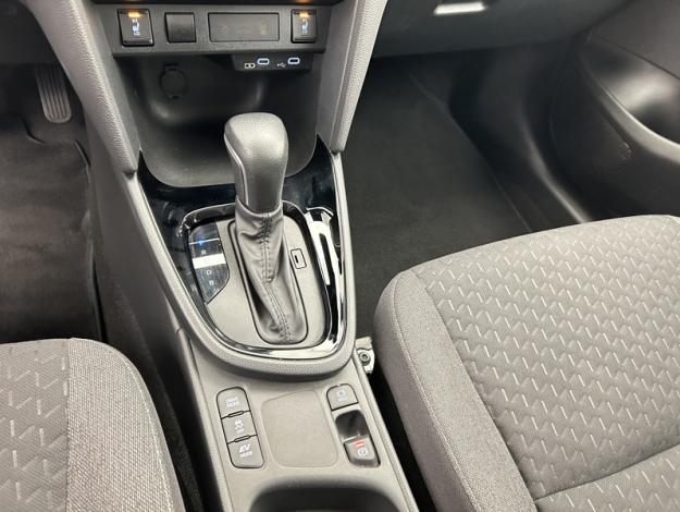 TOYOTA Yaris Cross Hybrid 2WD Design   