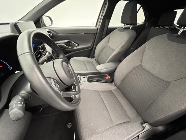 TOYOTA Yaris Cross Hybrid 2WD Design   