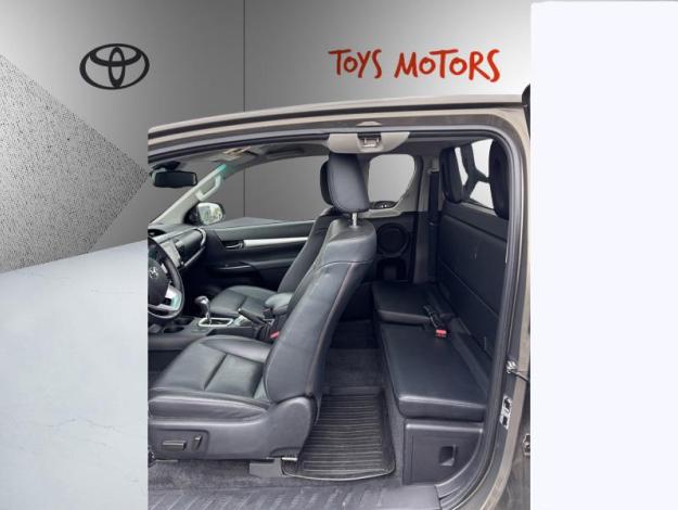 TOYOTA Hilux 2.8 D-4D X-TRA Lounge 4WD  