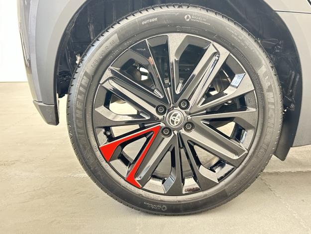 TOYOTA Aygo X 1.0 S-CVT 72 Undercover  