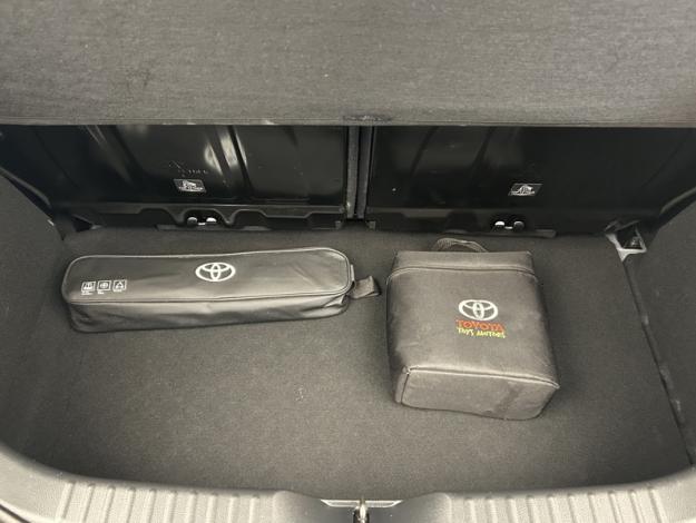 TOYOTA Aygo X 1.0 S-CVT 72 Undercover  