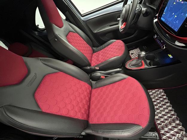 TOYOTA Aygo X 1.0 S-CVT 72 Undercover  