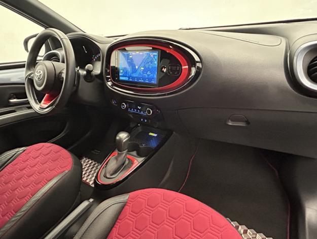 TOYOTA Aygo X 1.0 S-CVT 72 Undercover  