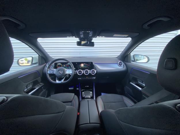 MERCEDES-BENZ EQA 250 AMG Line  