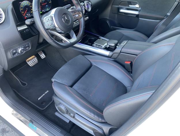 MERCEDES-BENZ EQA 250 AMG Line  