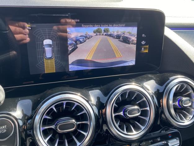 MERCEDES-BENZ EQA 250 AMG Line  