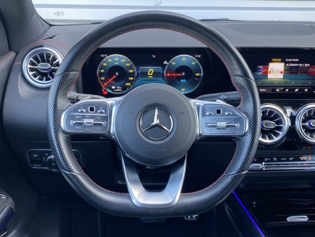 MERCEDES-BENZ EQA 250 AMG Line  