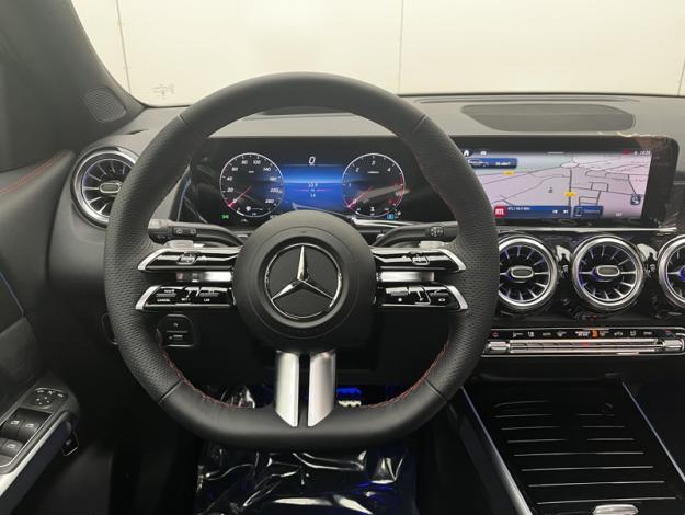 MERCEDES-BENZ GLB 200 d AMG Line  GLB 200 d AMG Line