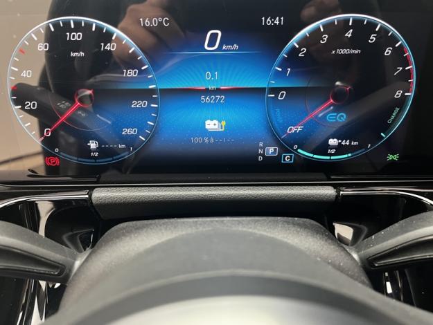 MERCEDES-BENZ GLA 250 e AMG Line  