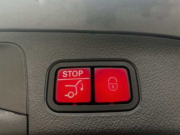 MERCEDES-BENZ GLA 250 e AMG Line  