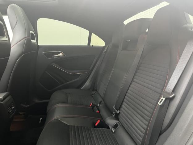MERCEDES-BENZ CLA Coupé CLA 220 CDI fascination  