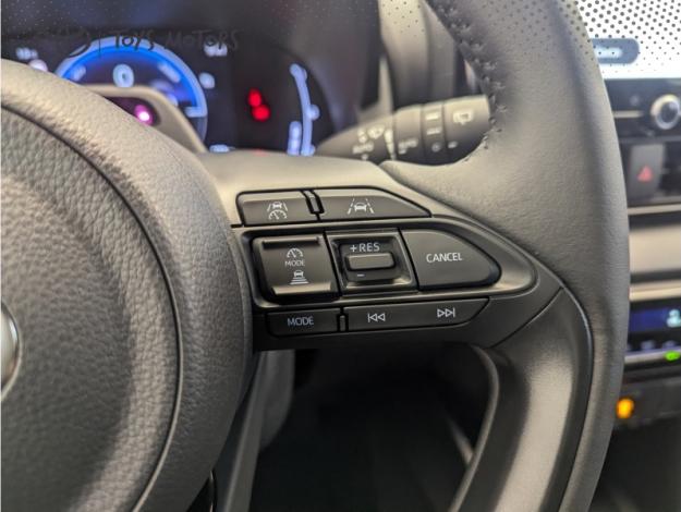 TOYOTA Yaris Hybride 116h Design Pack  