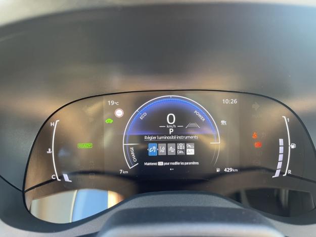 TOYOTA Yaris Hybride 116h Design  