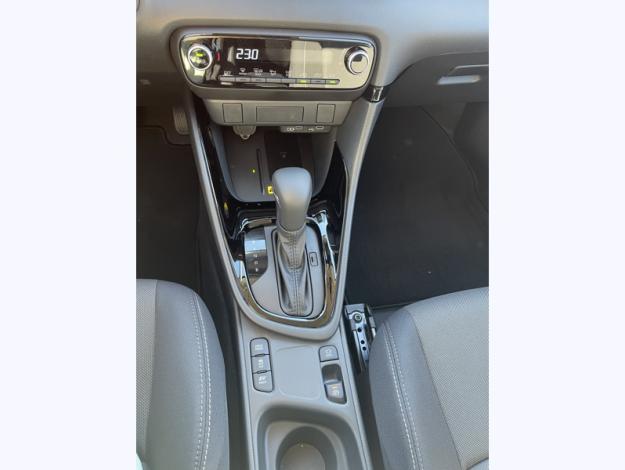 TOYOTA Yaris Hybride 116h Design  