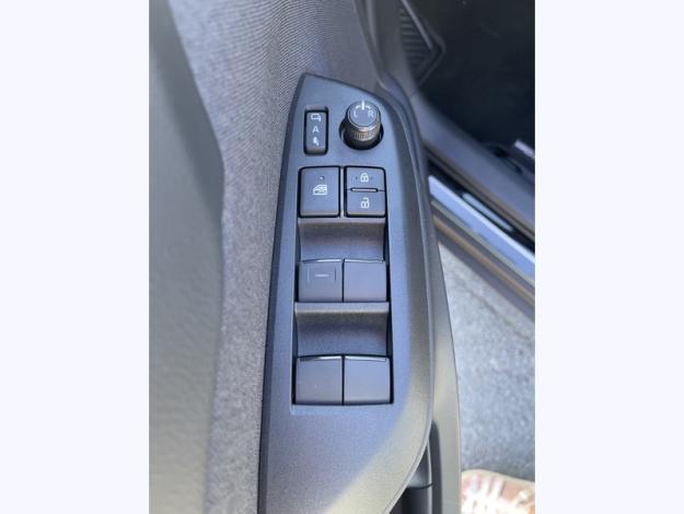 TOYOTA Yaris Cross 1.5 HYBRID 130H Design Pack Cargo  