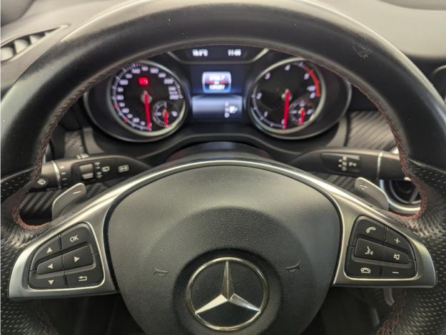 MERCEDES-BENZ Classe A A 180 d Fascination Pack AMG Line 