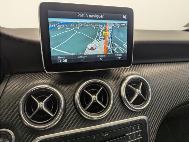 MERCEDES-BENZ Classe A A 180 d Fascination Pack AMG Line 