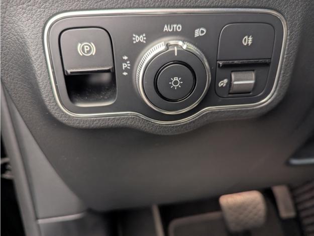 MERCEDES-BENZ Classe B B 220 D  