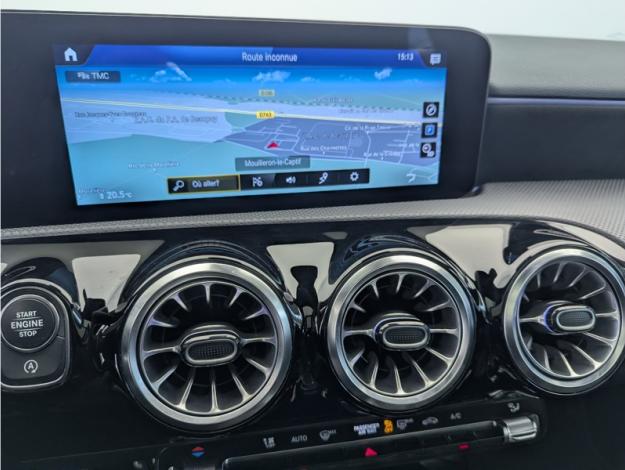 MERCEDES-BENZ Classe A 180 AMG Line  