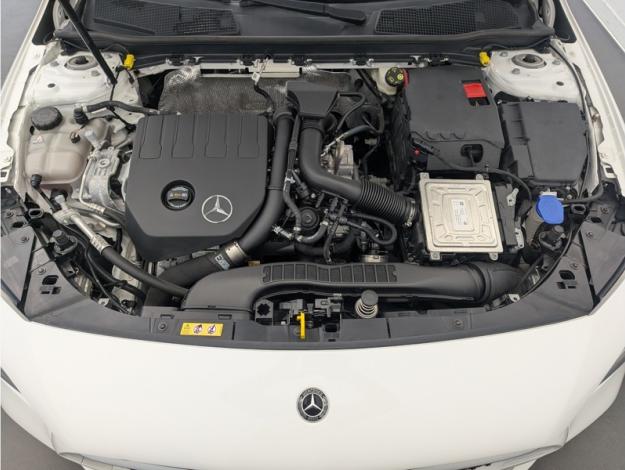 MERCEDES-BENZ Classe A 180 AMG Line  