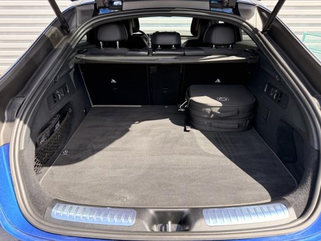 MERCEDES-BENZ GLC Coupé GLC 300 e Hybrid EQ 4MATIC Coupé AMG Line  