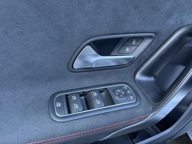 MERCEDES-BENZ Classe A 250 e Hybrid EQ AMG Line  