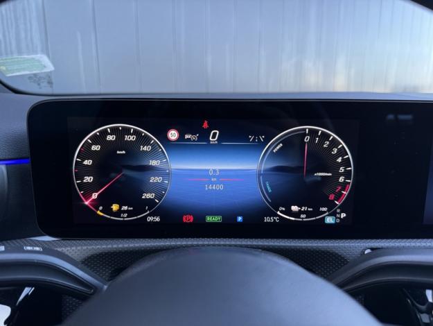 MERCEDES-BENZ Classe A 250 e Hybrid EQ AMG Line  