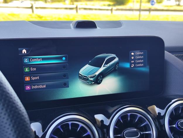 MERCEDES-BENZ GLA 200 d Edition 140  GLA 200 d Edition 140