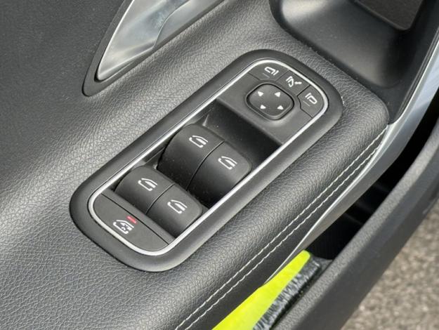 MERCEDES-BENZ Classe A 180 d Berline Business Line  