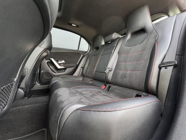 MERCEDES-BENZ Classe A 200 d AMG Line  