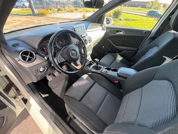 MERCEDES-BENZ Classe B B 180 d Inspiration  