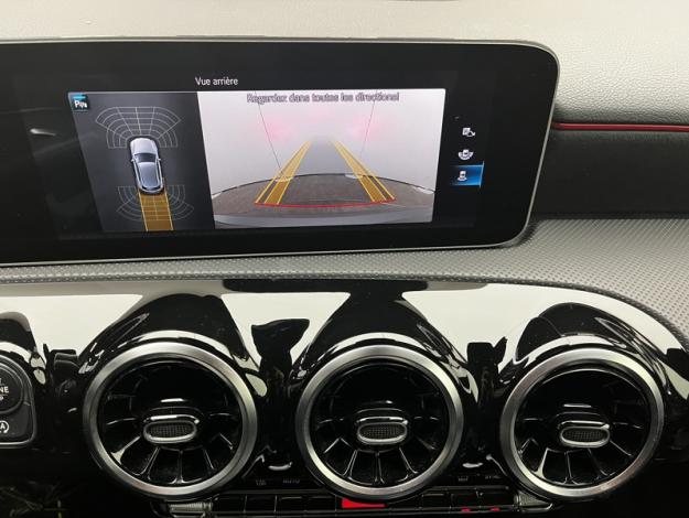 MERCEDES-BENZ Classe A 180 d AMG Line  