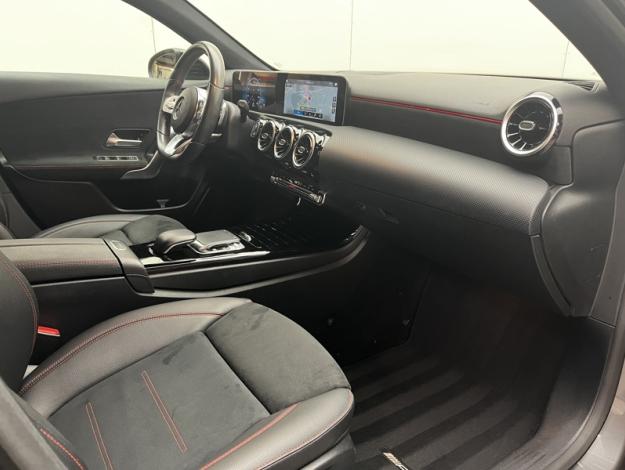 MERCEDES-BENZ Classe A 180 d AMG Line  