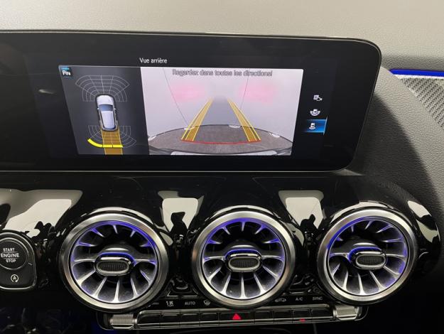 MERCEDES-BENZ GLA 200 AMG Line  