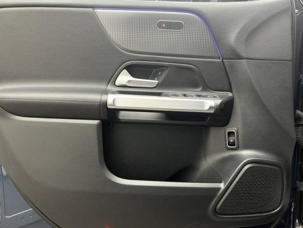 MERCEDES-BENZ GLB 200 Progressive Line  