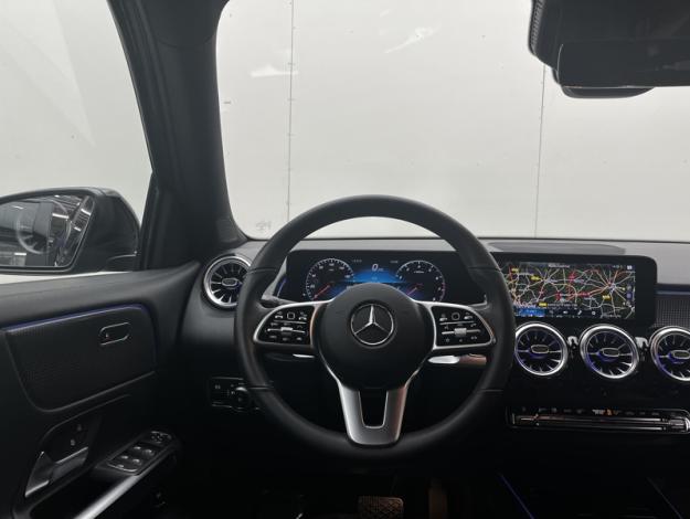 MERCEDES-BENZ GLB 200 Progressive Line  