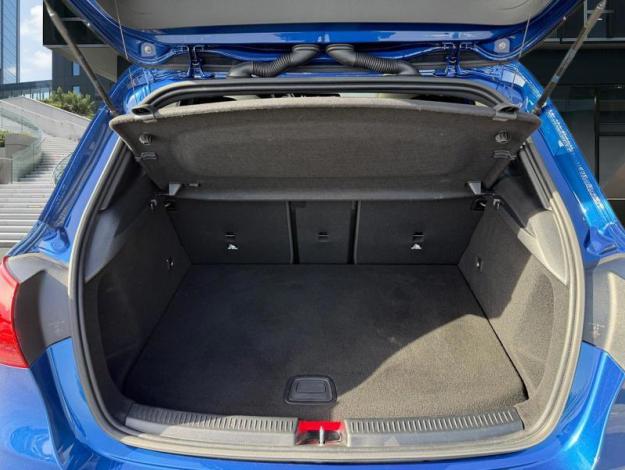 MERCEDES-BENZ A-Klasse A 250 e