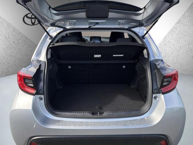TOYOTA Yaris Hybride 116h Design Pack MY22  
