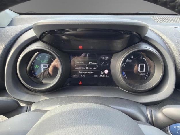 TOYOTA Yaris Hybride 116h Design Pack MY22  